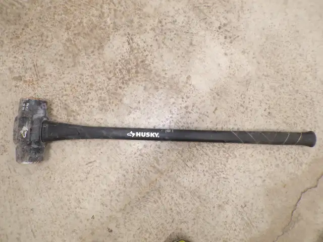 16 POUND SLEDGE HAMMER FOR SALE