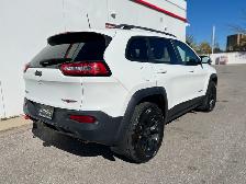 2017 Jeep Cherokee TRAILHAWK 4WD-PANOROOF-CAMERA-124KMS-CERTIF - Photo 6