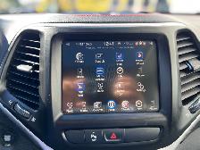 2017 Jeep Cherokee TRAILHAWK 4WD-PANOROOF-CAMERA-124KMS-CERTIF - Photo 14