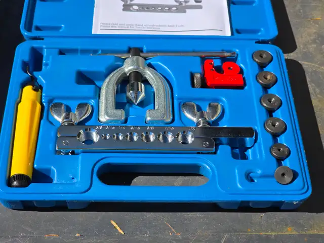 Double Flaring Tool Kit Brand New W Hard Plastic Case Power Fist