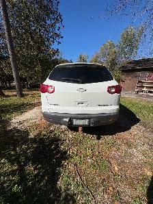 AS-IS 2009 Chevrolet Traverse LS $3,500 - Photo 9