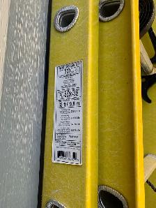 32’ Featherlight extension ladder - Photo 3