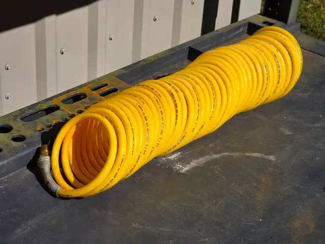 3/8' I.D. Fast Stor Air Hose PH 013356 3 Coil Air Hose 25 Feet