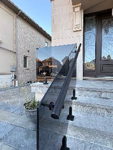 Frameless Spigot Glass Railing - Photo 3