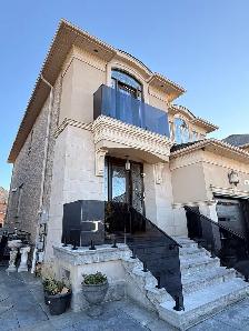 Frameless Spigot Glass Railing - Photo 4