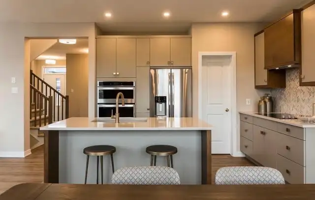 Huge Room for Rent in Kanata with private washroom for Nov 1st