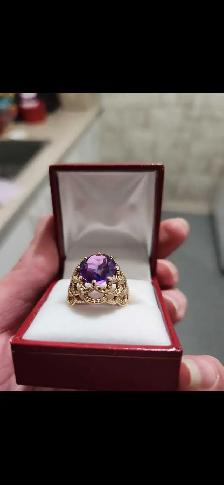 VINTAGE AMETHYST 10KT GOLD THICK RING SIZE 8