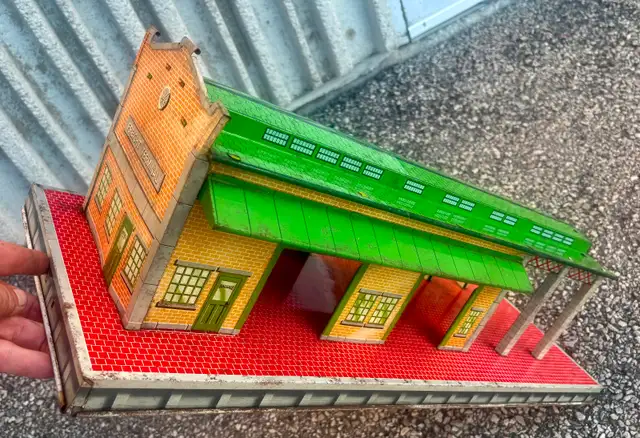 Tin Lithographed Toy Building ('Freight Terminal'. "Marx Toys")