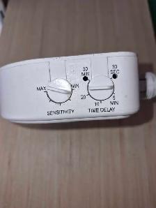 Leviton High Bay Dimming PIR Sensor - Photo 3