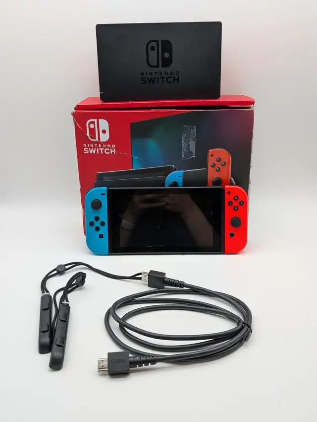 (B5043) Nintendo Switch HAC-001 In Box