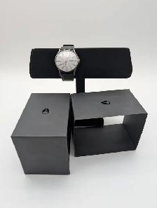 (B1038) Nixon The Sentry Watch