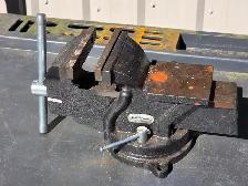 Mastercraft Vise with Swivel Base, 5-in Model #057-9005-2 - Photo 5