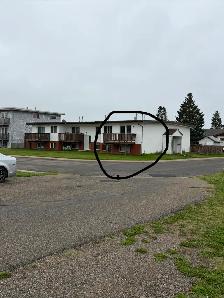 2BD townhouse Huntington Hills