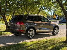 2011 Volkswagen Touareg - Photo 2