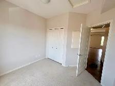 Townhouse in lake community, Auburn Bay with garage and balcony - Photo 6