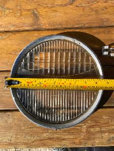 Vintage 1920’s-30’s headlight lenses and bezels, - Photo 5