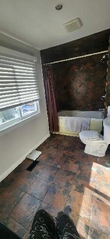 Private room & own private bathroom  Jacuzzi tub..available now - Photo 8