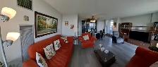 3 Bedrooms Condominium in Markham. - Photo 4