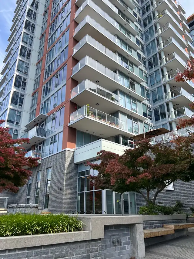 One bedroom apartment in central lonsdale north vancouver
