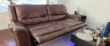 ASHLEY COUCH MINT CONDITION- POWER RECLINING 3 SEATER - Photo 4