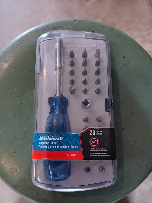 Magnetic Bit Set