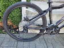 Giant Yukon Mountain Bike with Disc Brakes - Photo 6