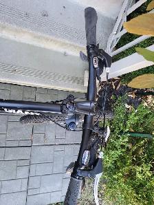 Giant Yukon Mountain Bike with Disc Brakes - Photo 9