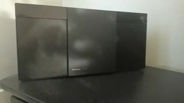 Panasonic SC-HC30 Compact Stereo System