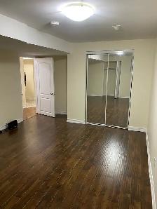 Single and sharing room for rent in brampton