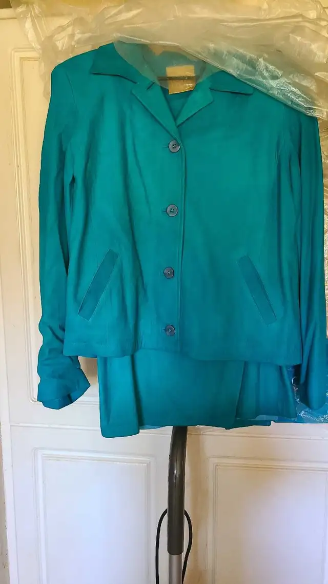 womens Danier lambskin suede bundle with matching Ce