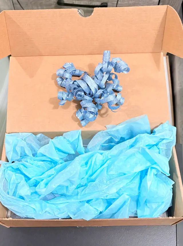 HOCKEY CHRISTMAS MYSTERY BOX IS BACK!