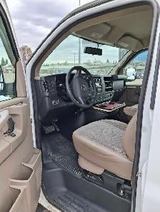 2013 GMC Savana 2500 Van - Photo 9