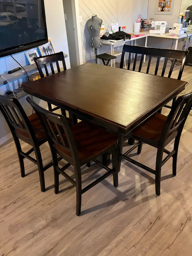 High top Kitchen table