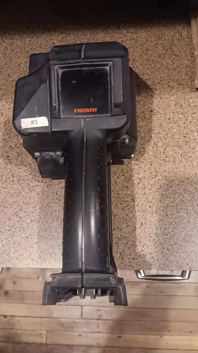 Strap machine