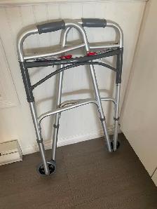 Déambulateur ou marchette - Photo 2
