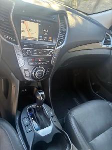 2017 Hyundai Santa Fe XL - Photo 10