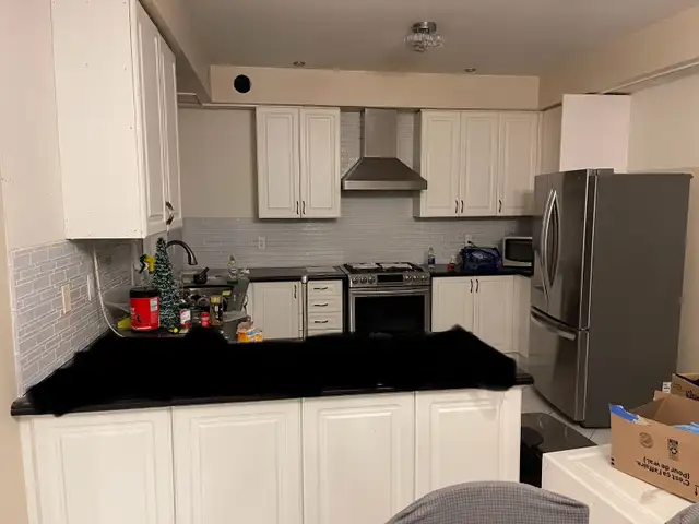 Used kitchen cabinet and countertops