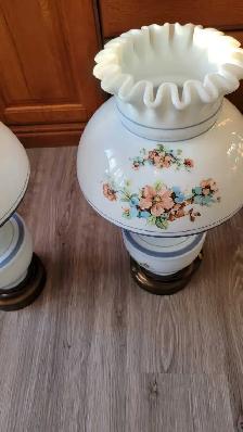 vintage glass lamps with decorative painting - Photo 3