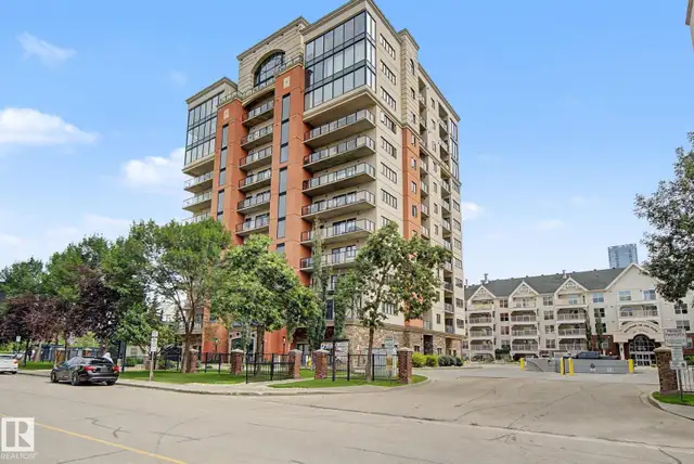 Downtown 2 Bed Concrete Condo, 8th Floor Views   Titled Parking