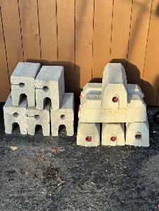 Concrete stones/ blocks for Abri Tempo