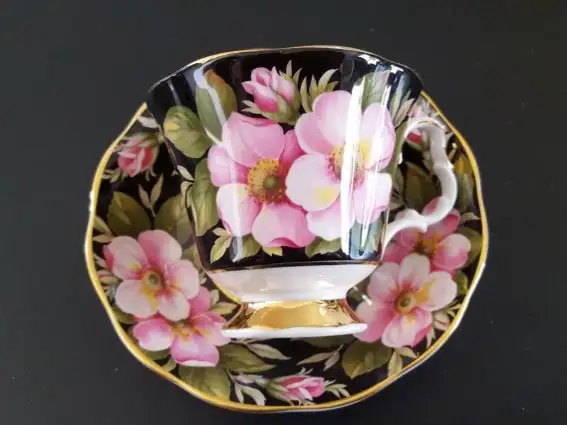 Royal Albert - Provincial Flowers