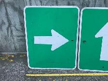 Two Metal Traffic Directional Signs ! - Photo 2