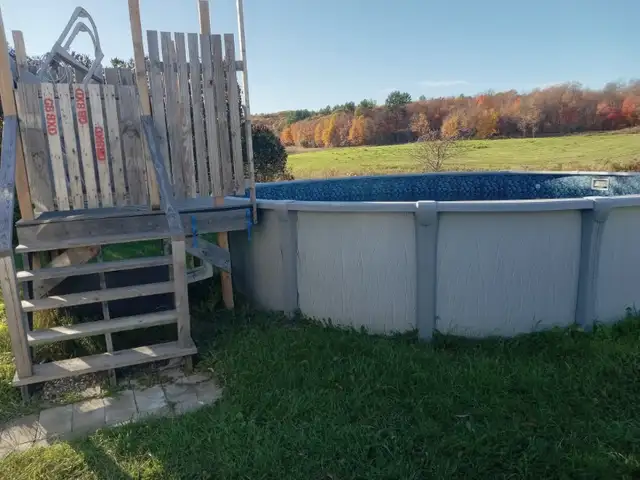 Piscine 21 Pied diametre 52 pouce de haut