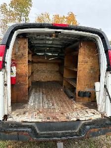 2011 GMC cargo van - Photo 6