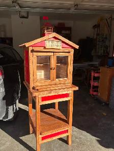 Lending Library - Photo 2