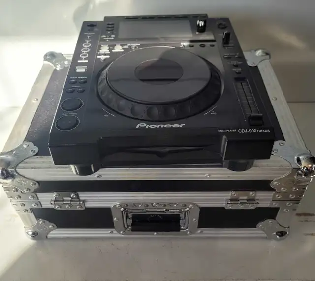 Pioneer CDJ-900 Nexus w/Cord/Case (30715522)