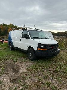 2014 GMC cargo van