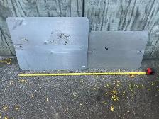 Two Vintage Metal CHEVRON Road Signs ! - Photo 4