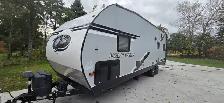 2019 30' 4SEASON WOLF PACK LIMITED-6814LB-BIG 8X15X7H TOY HAULER - Photo 2