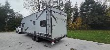 2019 30' 4SEASON WOLF PACK LIMITED-6814LB-BIG 8X15X7H TOY HAULER - Photo 4